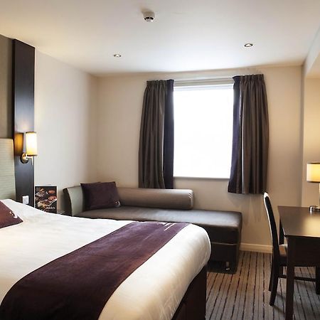 Premier Inn Bath City Centre 客房 照片