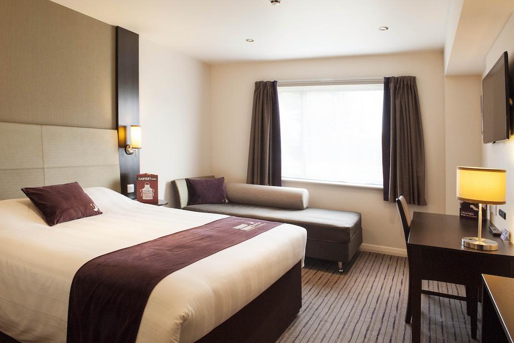 Premier Inn Bath City Centre 客房 照片